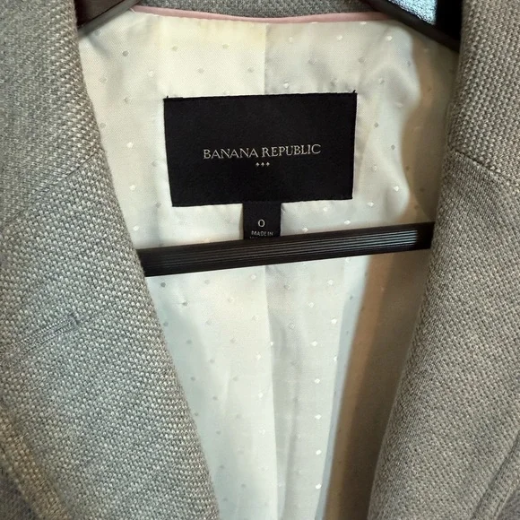 Banana Republic Tweed Gray Blazer - Picture 3 of 3